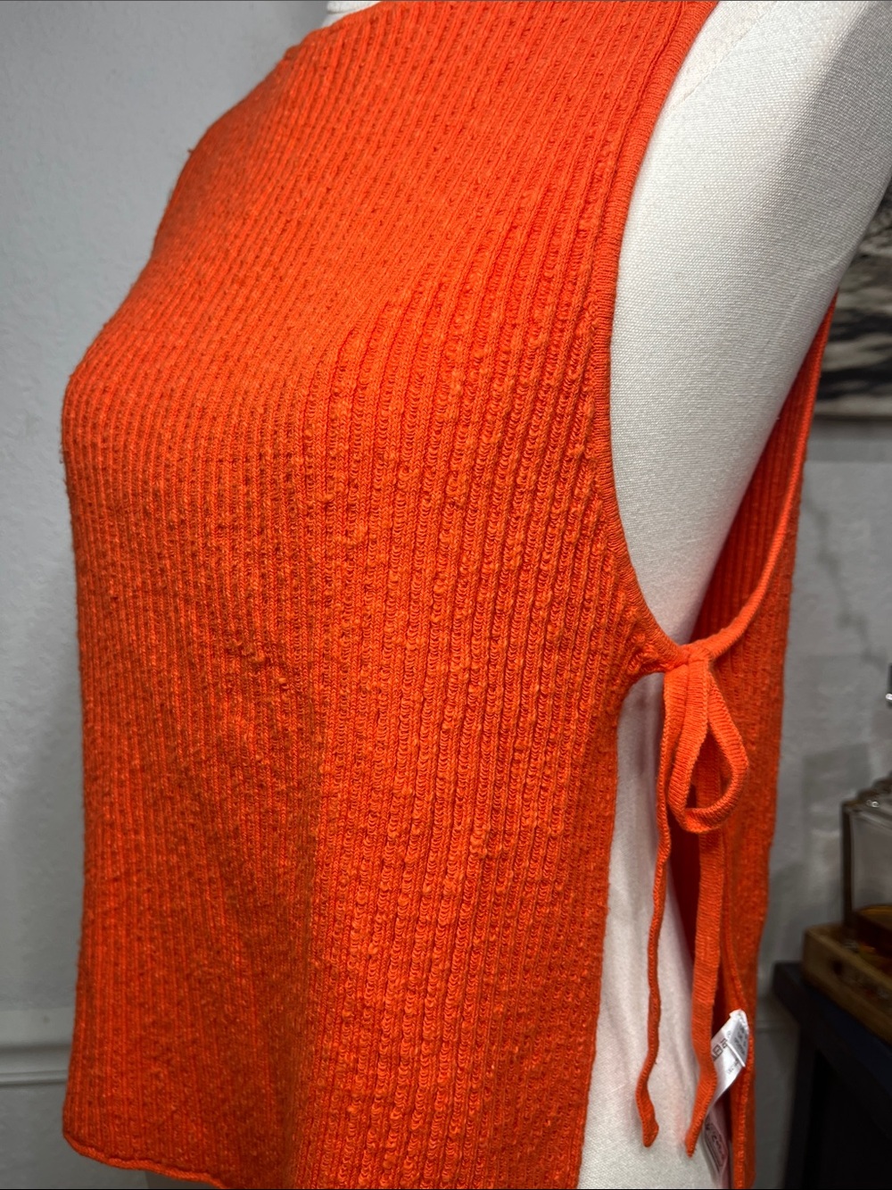 NWT Free People cherry tomato 🍅 Ribbed Knit Tank with Side Tie Small - Picture 8 of 12